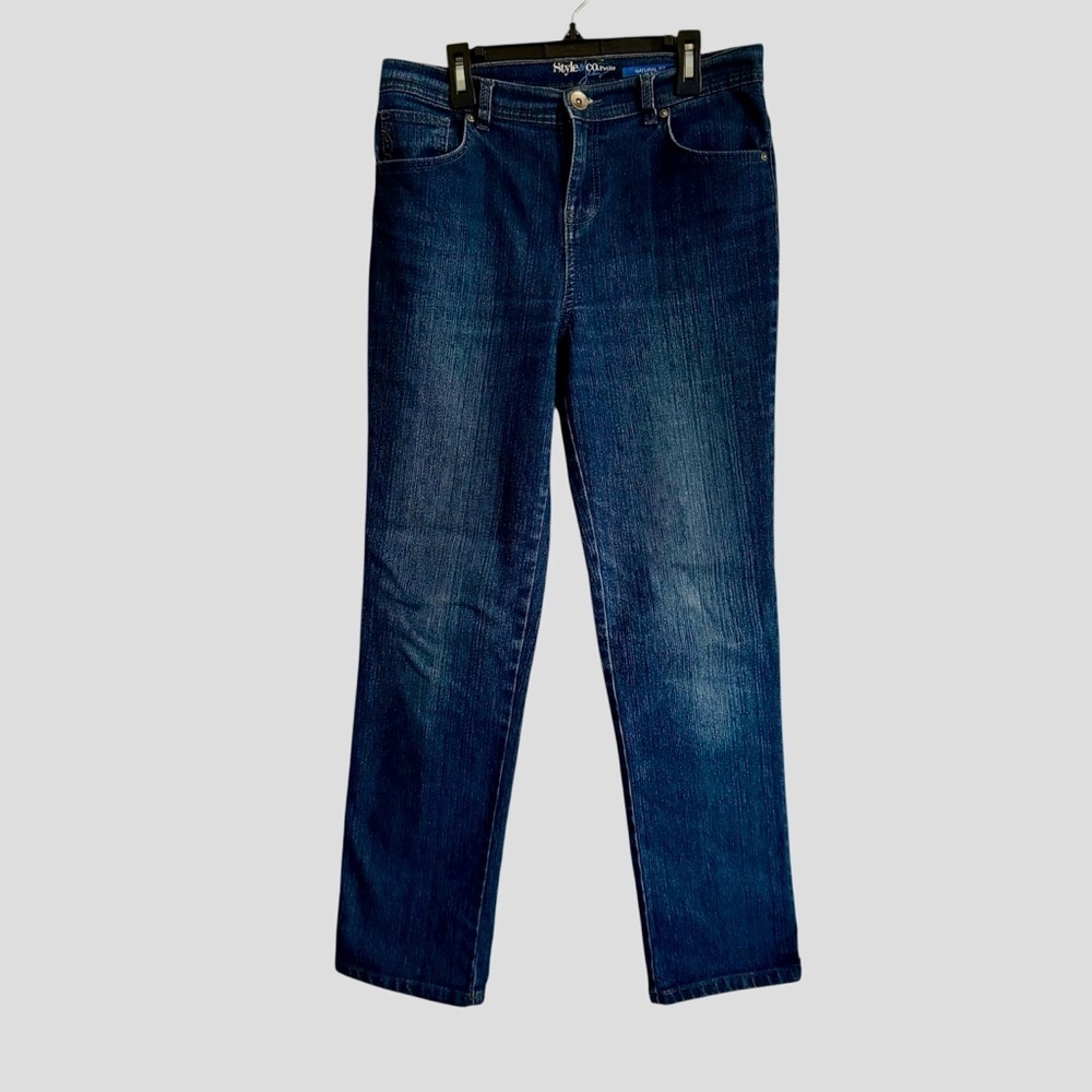 Style & Co. Petite Blue Denim Jeans Natural Fit Size 8P